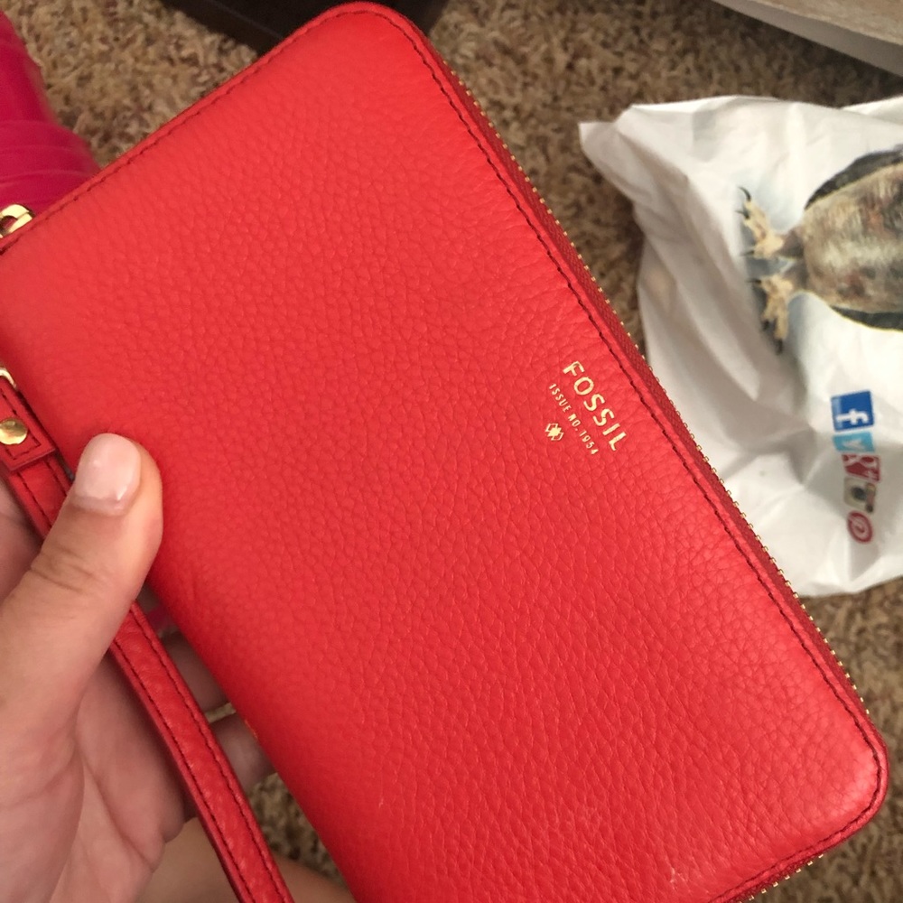 Red fossil wallet wristlet
